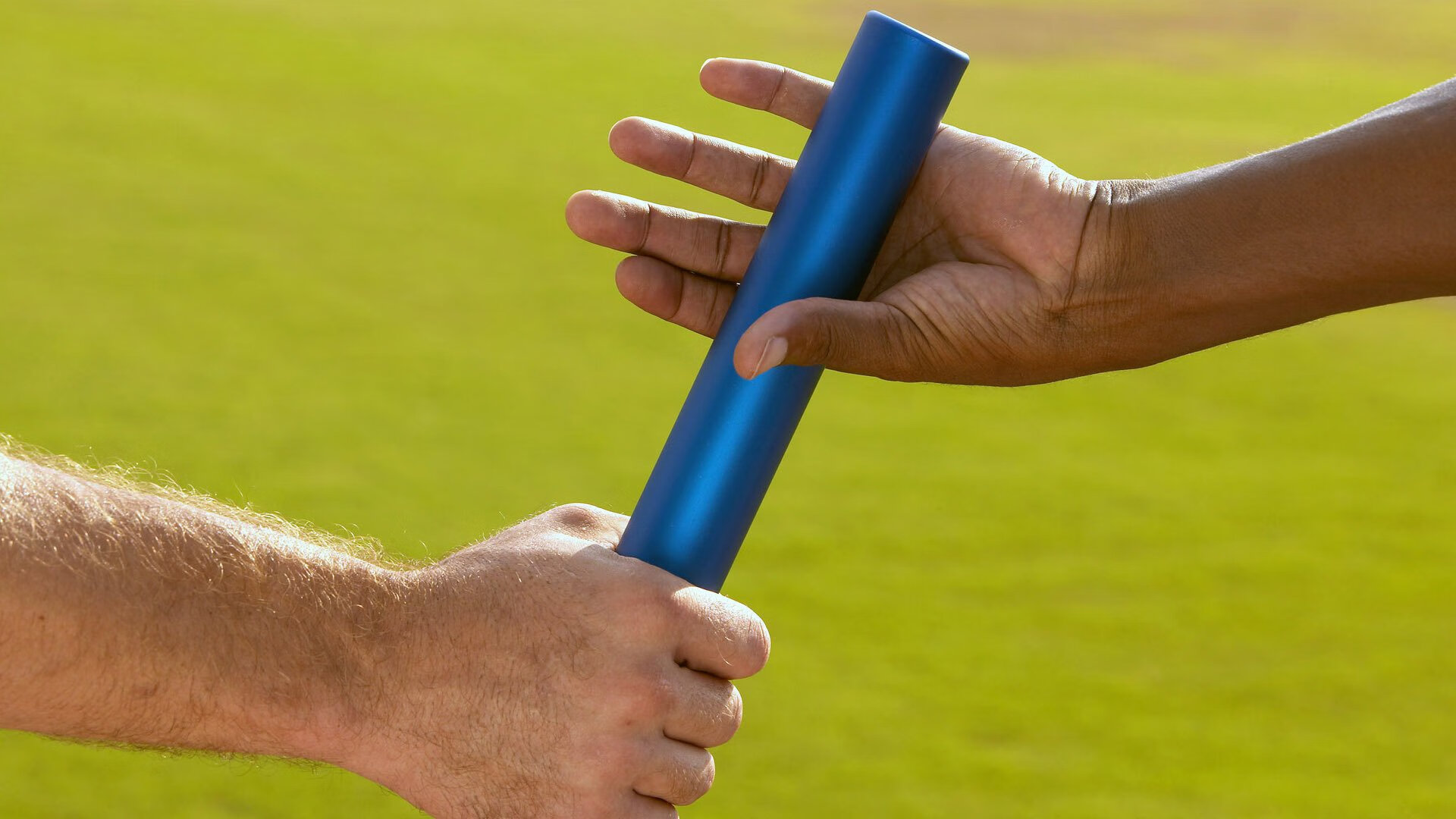 荷兰完胜切尔西，战术革新与凯恩惊艳四座的启示